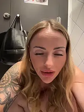 Stripchat Sex Chat of EmaSalis
