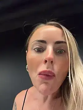 Stripchat Private Sex Chat of EmaSalis