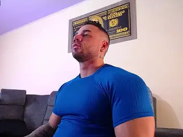 Stripchat Live Sex of JeremyLowe