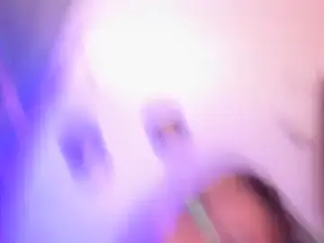 Stripchat Free Live Porn of miacanela_xo