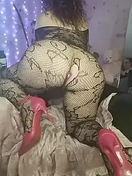 Stripchat Watch Live Sex Cams of Bambol_yna