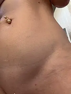 Stripchat Watch Live Sex Cams of Hotnessi