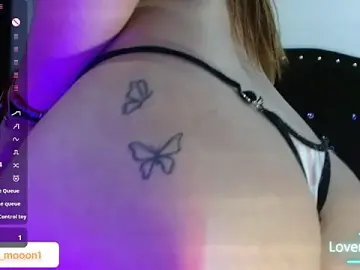 Stripchat Adult Webcam of Leah_mooon1