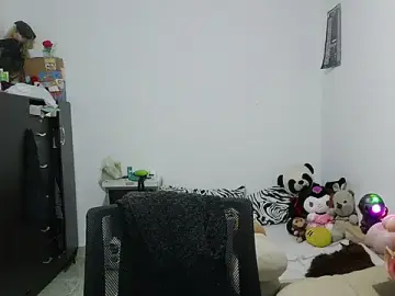 Stripchat Free Live Porn of curly_greeneyed