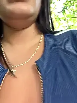 Stripchat Live Porn of camiysebas21