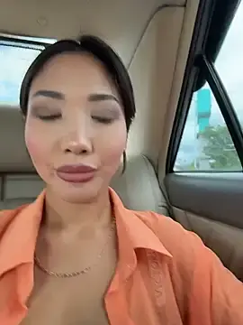 Stripchat Sex Cam of lean_lie8