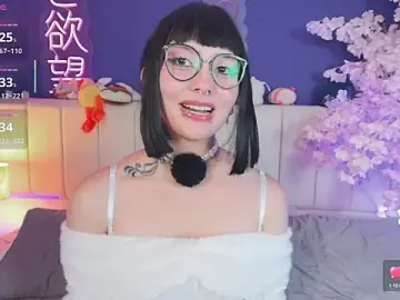Stripchat Watch Live Sex Cams of Shizuko_