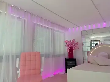Stripchat Live Sex Cam of missdiamond_