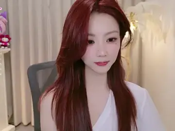 Stripchat Sex Chat of youmibaby11