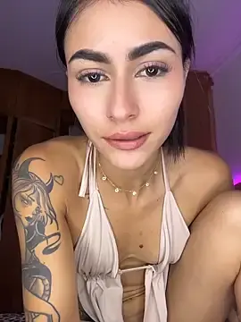 Stripchat Adult Video Chat of emilie_xx_