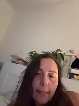 Stripchat Nude Webcam of bellag825