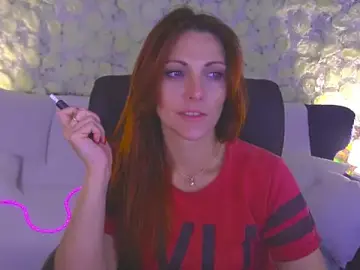Stripchat Live Sex Cam of FireFoxxxxxy