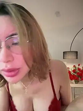 Stripchat Live Sex Cam of Ivysnow