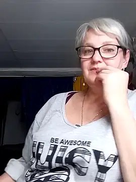 Stripchat Watch Live Sex Cams of irinamaux