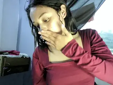 Stripchat Adult Webcam of linzeysmith4