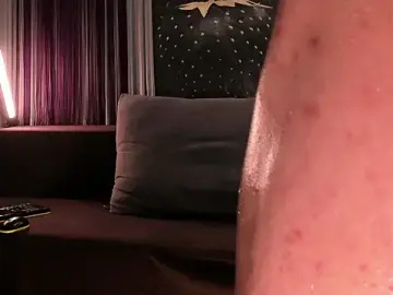 Stripchat Live Porn of OliverSport
