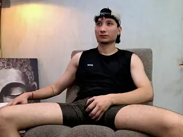 Stripchat Nude Webcam of enzo_steel