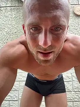 Stripchat Sex Cam of trainwithme