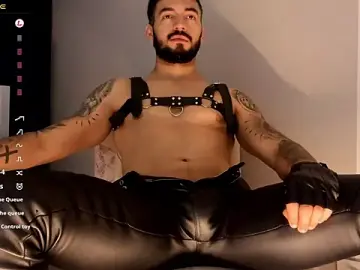 Stripchat Adult Webcam of MarkWalker__