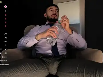 Stripchat Free Porn Cam of MarkWalker__