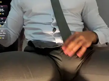 Stripchat Live Sex Cam of MarkWalker__