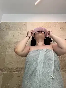 Stripchat Watch Live Sex Cams of Andrestarr