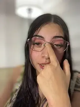 Stripchat Live Sex Cam of Morgana_Pink