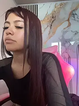Stripchat Sex Cam of kira_ec