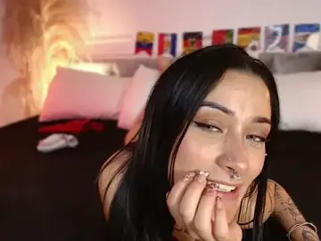 Stripchat Adult Webcams of Bby_izzy