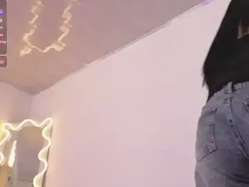 Stripchat Free Porn Cam of ZURY_TAY