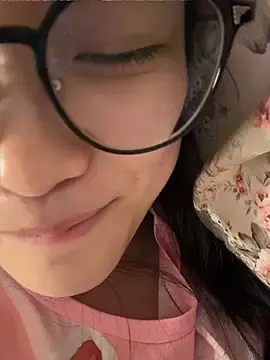 Stripchat Free Live Porn of yanzi520