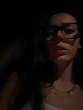 Stripchat Watch Live Sex Cams of alibi_room