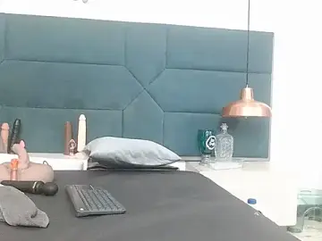 Stripchat Sex Cam of chanel_grant