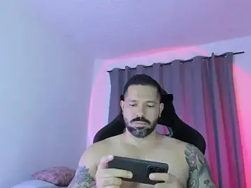 Stripchat Live Sex Cam of Pierre_Vidal
