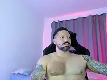 Stripchat Free Live Porn of Pierre_Vidal
