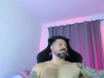 Stripchat Live Sex Cam of Pierre_Vidal