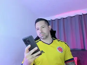 Stripchat Free Porn Cam of Pierre_Vidal