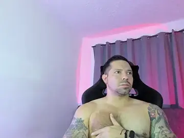 Stripchat Live Sex Cam of Pierre_Vidal