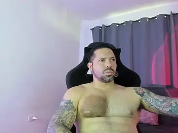 Stripchat Best live sex cam show of Pierre_Vidal