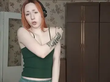 Stripchat Adult Webcam of YaniraHeneisen