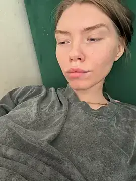 Stripchat Nude Webcam of Lisaaa_Alisa