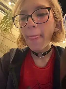 Stripchat Live Sex of SweetBunnyGF