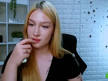 Stripchat Free Porn Cam of playful_sophie