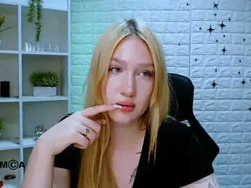 Stripchat Sex Cam of playful_sophie