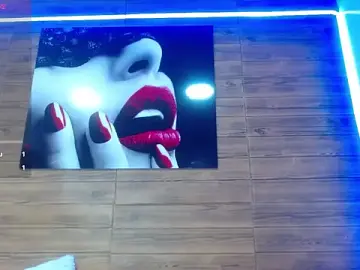 Stripchat Live Porn of scarlet_hans