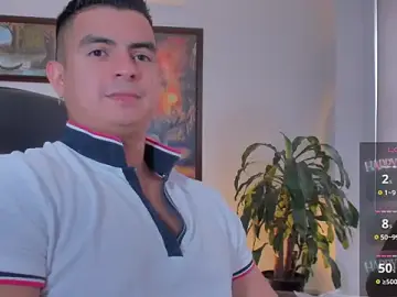 Stripchat Sex Cam of RJBarto