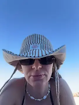 Stripchat Free Live Porn of Natalie_bigass
