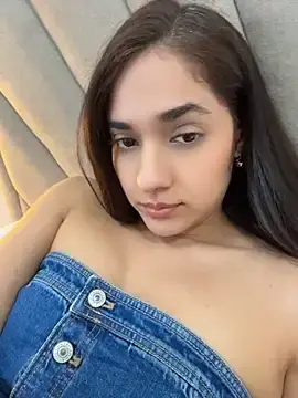 Stripchat Live Sex Cam of __amcutefatima