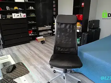 Stripchat Live Sex of latinoo23bom