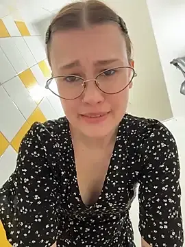 Stripchat Best Webcam of RinaCat